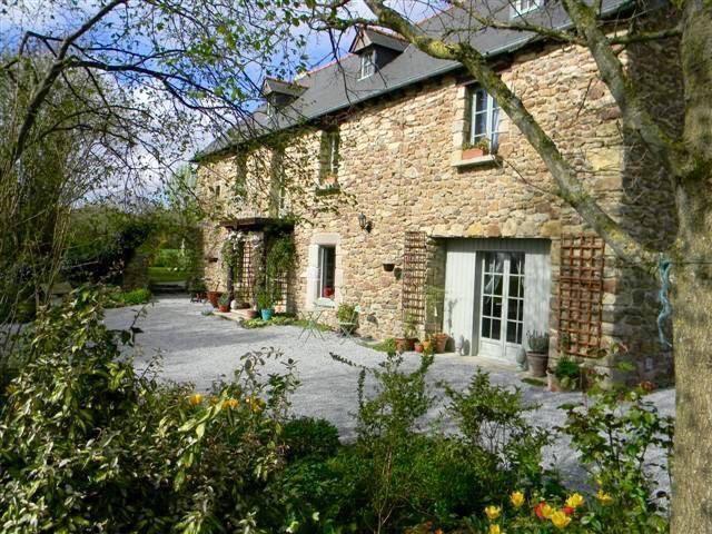 Le Domaine De L'Arche Bed & Breakfast Plouasne Exterior photo